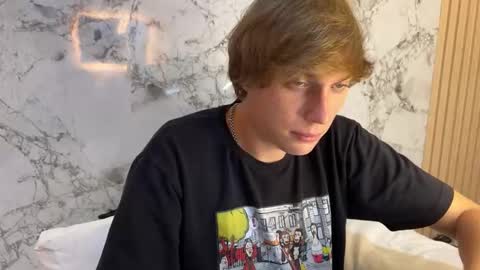 luxury_bob online show from 02/18/26, 07:59