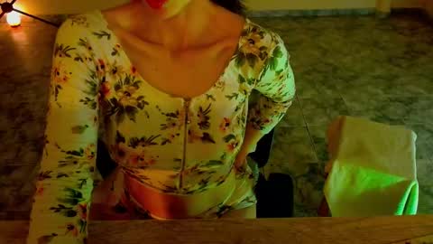 Snapshot of luxurydivine chatting on 03/02/26, 01:19 Liss online show from 03/02/26, 01:19