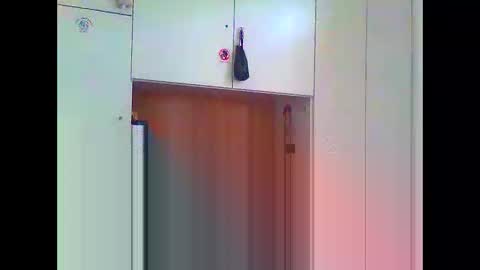 luxx72boy online show from 04/18/26, 09:13