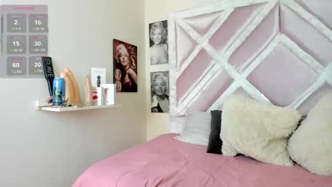 Lux online show from 03/03/26, 12:22