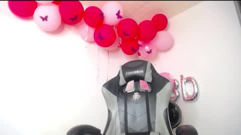 luzcastillo07 online show from 09/16/25, 05:41