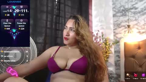 Snapshot of luzzianna chatting on 02/05/25, 09:50 lucy online show from 02/05/25, 09:50