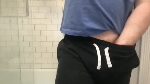 lvguynextdoor440656 online show from 02/09/26, 04:49