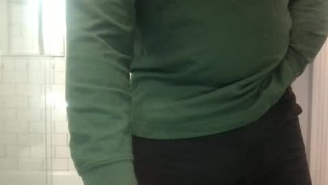 lvguynextdoor440656 online show from 03/17/26, 12:30