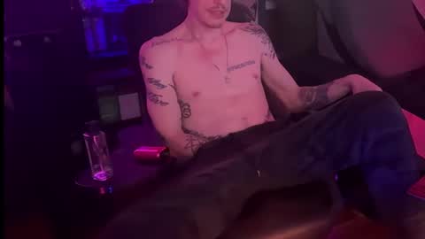 lwooda online show from 10/18/25, 09:54