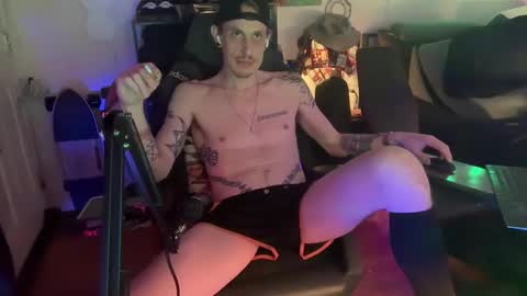 lwooda online show from 10/24/25, 09:38