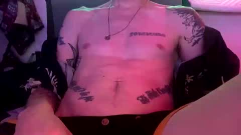 lwooda online show from 10/25/25, 11:07