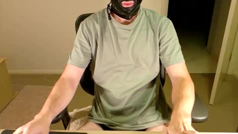 Snapshot of lxgxnd99 chatting on 02/15/26, 09:30 lxgxnd99 online show from 02/15/26, 09:30