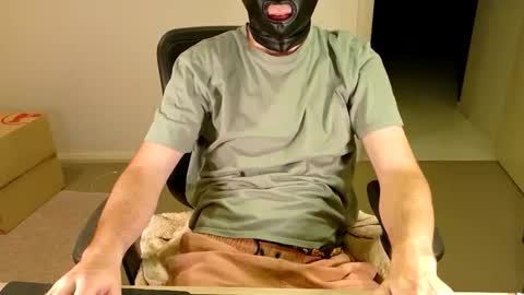 Snapshot of lxgxnd99 chatting on 02/23/26, 09:39 lxgxnd99 online show from 02/23/26, 09:39