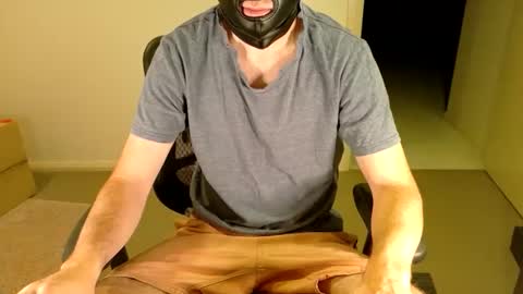 Snapshot of lxgxnd99 chatting on 02/25/26, 09:30 lxgxnd99 online show from 02/25/26, 09:30