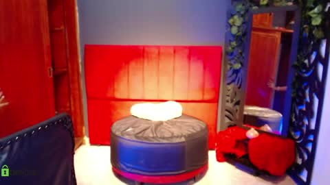 lya__smith online show from 04/14/26, 03:12