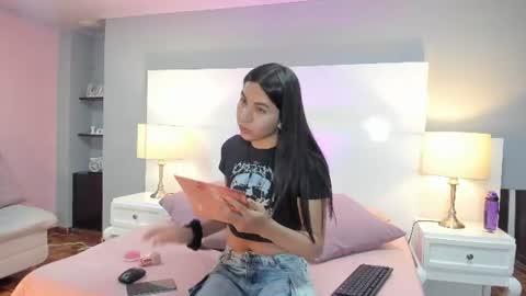Snapshot of lyaa_sweet1 chatting on 06/22/26, 03:08 Lyaa Sweet online show from 06/22/26, 03:08