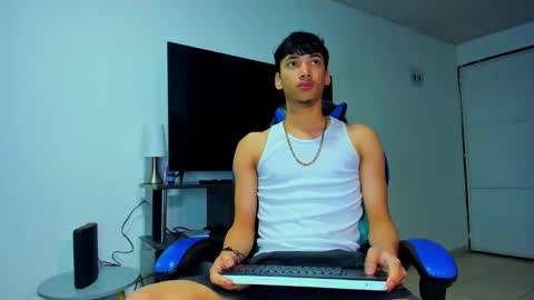 Lyam online show from 05/12/26, 09:17