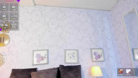 Lyan online show from 04/20/26, 11:35