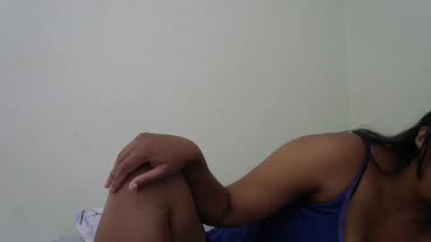 Snapshot of lycia01 chatting on 11/25/25, 06:46 lycia01 online show from 11/25/25, 06:46