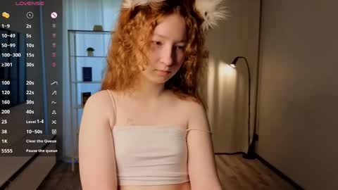 Snapshot of lydaerne chatting on 04/29/26, 01:10 Call me Liddy Im so new here show me how to get fun here please online show from 04/29/26, 01:10