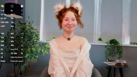 Snapshot of lydaerne chatting on 06/02/26, 01:07 Call me Liddy Im so new here show me how to get fun here please online show from 06/02/26, 01:07
