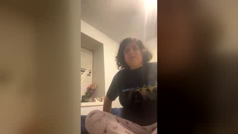 lydiasheer online show from 06/12/26, 01:59
