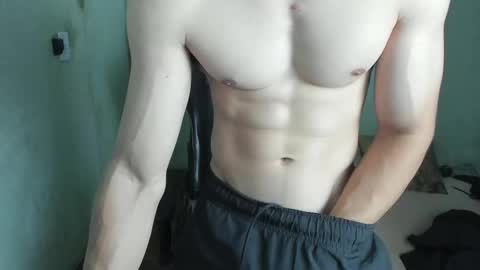 Snapshot of lyg7 chatting on 10/22/25, 05:52 Gothdaddy online show from 10/22/25, 05:52