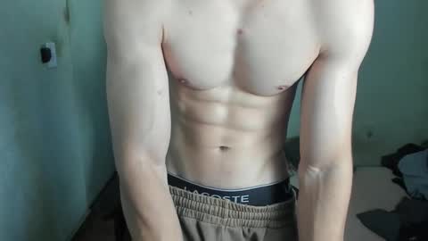 Snapshot of lyg7 chatting on 10/31/25, 08:21 Gothdaddy online show from 10/31/25, 08:21