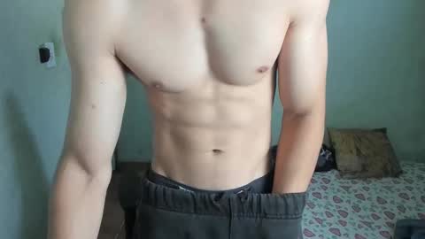 Snapshot of lyg7 chatting on 01/12/26, 01:16 Gothdaddy online show from 01/12/26, 01:16