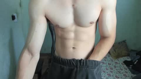 Snapshot of lyg7 chatting on 02/05/26, 04:00 Gothdaddy online show from 02/05/26, 04:00