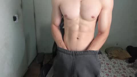 Snapshot of lyg7 chatting on 02/08/26, 11:24 Gothdaddy online show from 02/08/26, 11:24