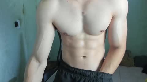 Snapshot of lyg7 chatting on 02/21/26, 11:33 Gothdaddy online show from 02/21/26, 11:33