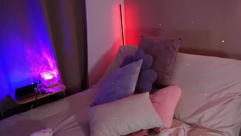 Lyhana Lee online show from 01/13/26, 10:42