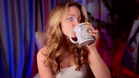 simply Eliza  online show from 09/17/25, 07:10