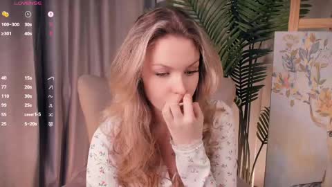 simply Eliza  online show from 04/19/26, 12:26