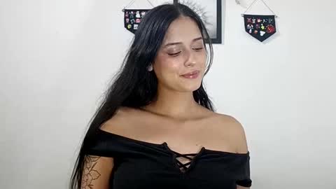 lyla online show from 02/27/25, 02:32