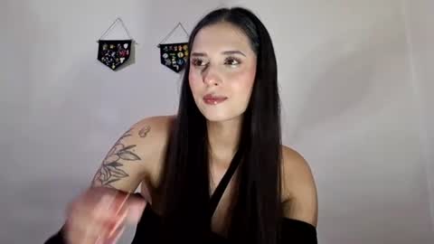 lyla online show from 07/13/26, 03:20
