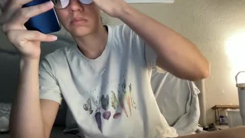 Olivia online show from 02/09/25, 03:56