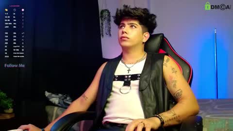 Lyle Bennett Freelance Model online show from 11/05/25, 11:54