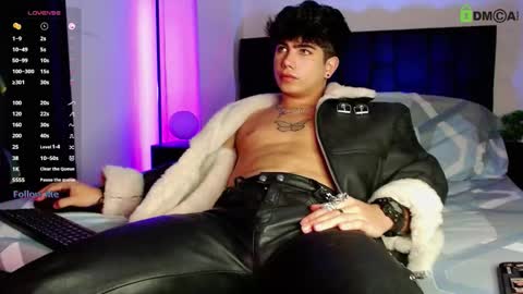 Lyle Bennett Freelance Model online show from 02/06/26, 01:25