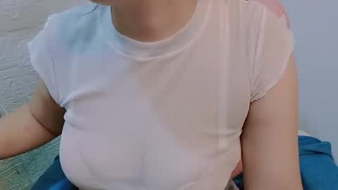 Snapshot of lylikixi chatting on 06/16/26, 01:30 lylikixi online show from 06/16/26, 01:30