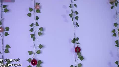 Lyly   online show from 12/16/25, 05:45