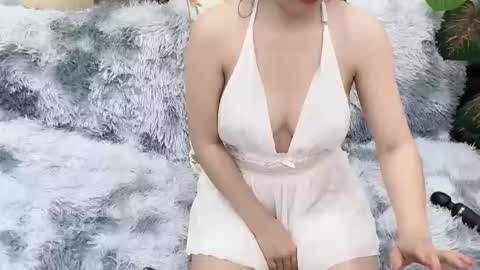 lyly_sweet97 online show from 05/27/26, 12:18