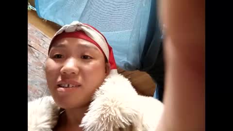 lyn_eva online show from 02/12/26, 12:44