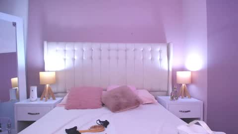 Lyn online show from 02/25/25, 11:19