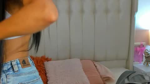 Lyn online show from 10/08/25, 11:08