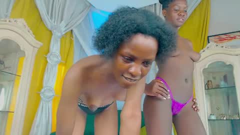 LYNA online show from 04/01/26, 02:36