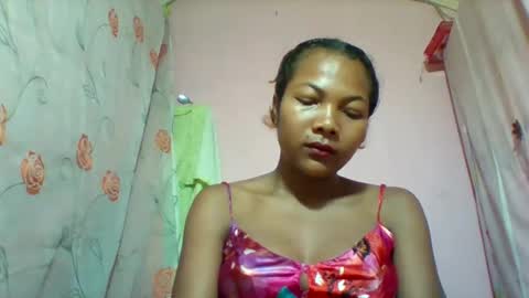 lyndah19 online show from 02/16/26, 04:08