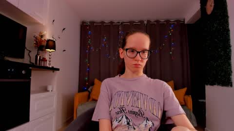 Sara online show from 02/03/25, 07:42