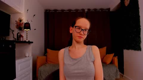 Sara online show from 02/17/25, 10:58