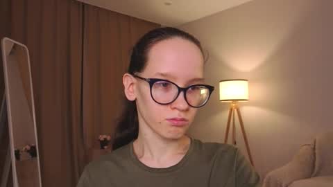 Sara online show from 02/15/26, 04:03