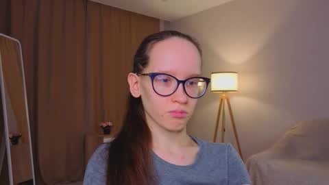 Sara online show from 03/01/26, 04:09