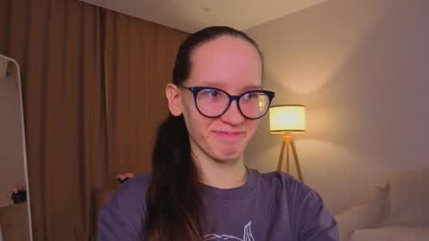 Sara online show from 03/21/26, 04:21