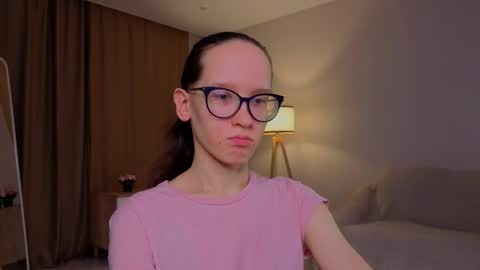 Sara online show from 04/02/26, 04:04